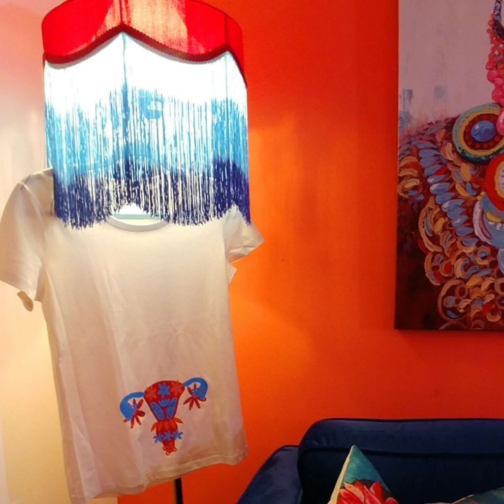 Uterusshirt_Rotmarie